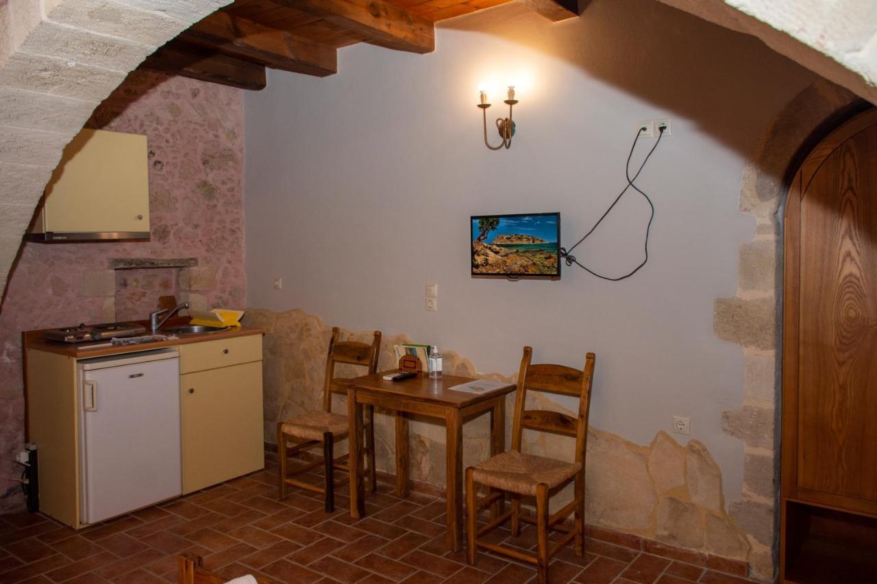 Stamatogiannis Traditional Apartments Kalivianí Exteriör bild