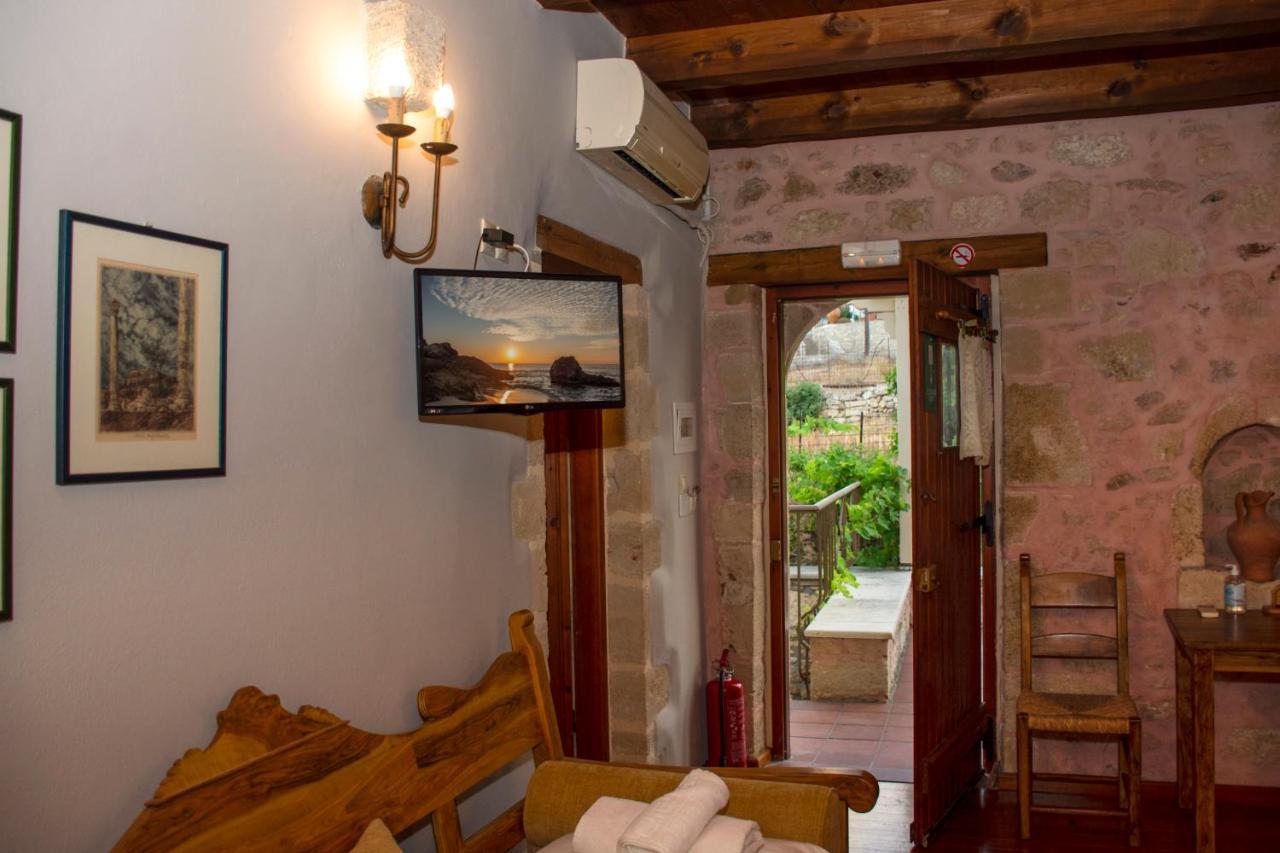 Stamatogiannis Traditional Apartments Kalivianí Exteriör bild