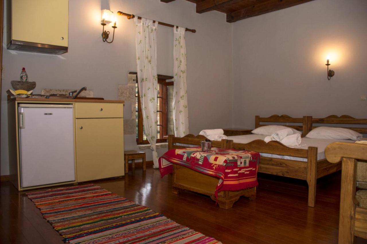 Stamatogiannis Traditional Apartments Kalivianí Exteriör bild